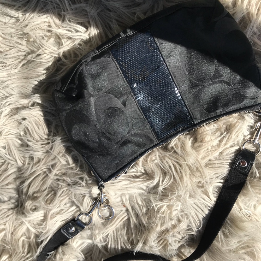 Coach Bag - Picture 2 of 7